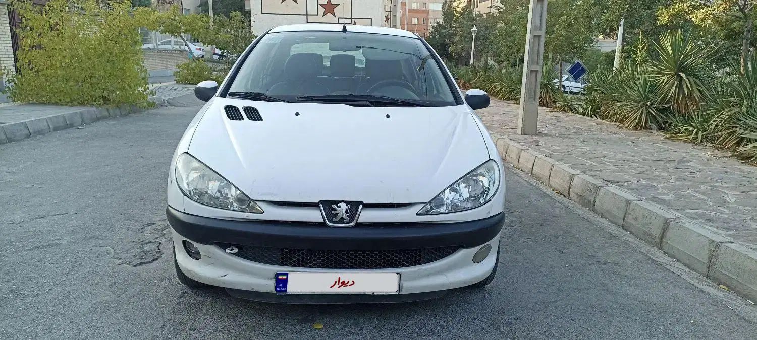 پژو ۲۰۶ صندوق دار v8 - 1398