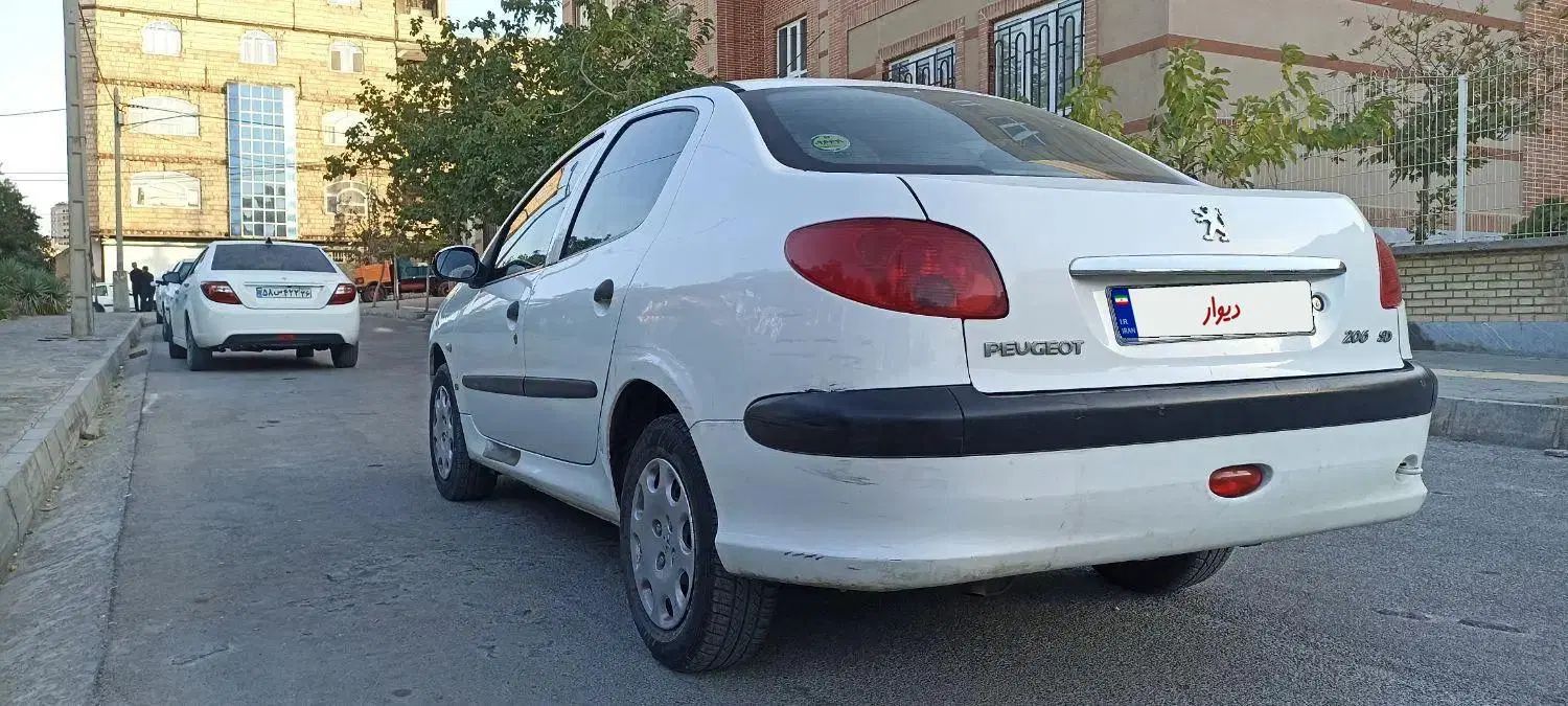 پژو ۲۰۶ صندوق دار v8 - 1398