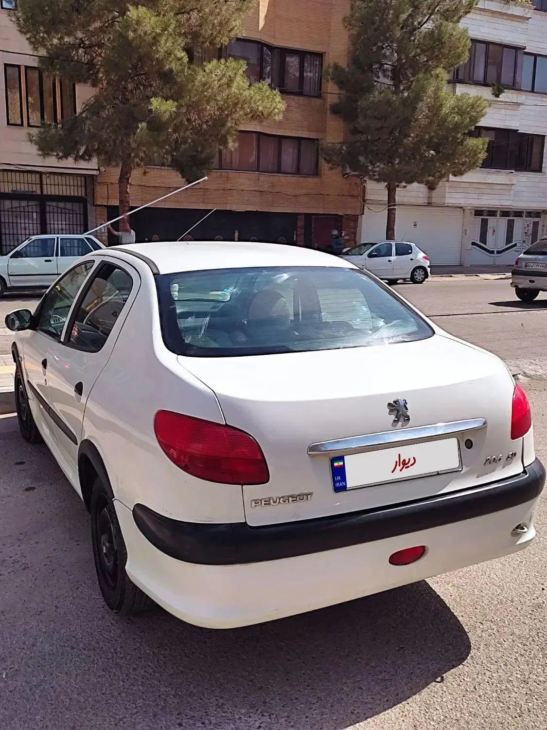 پژو ۲۰۶ صندوق دار v8 - 1388