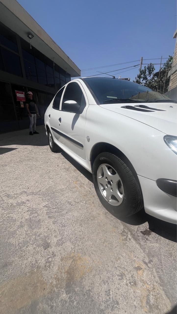 پژو ۲۰۶ صندوق دار v8 - 1398