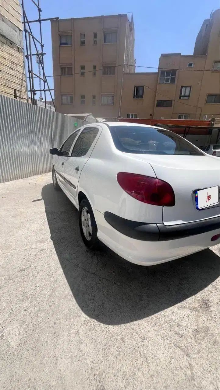 پژو ۲۰۶ صندوق دار v8 - 1398