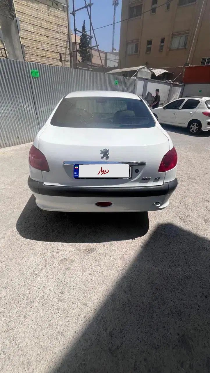 پژو ۲۰۶ صندوق دار v8 - 1398