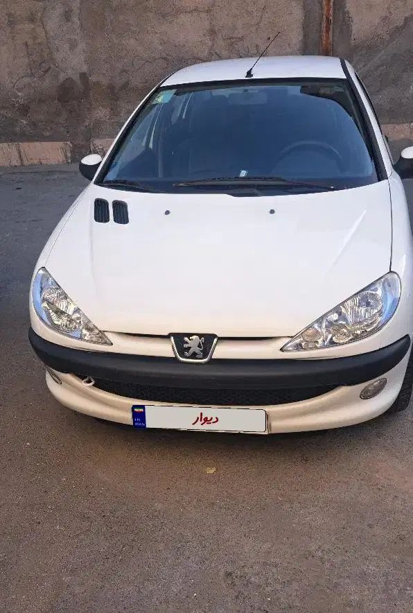 پژو ۲۰۶ صندوق دار v8 - 1399
