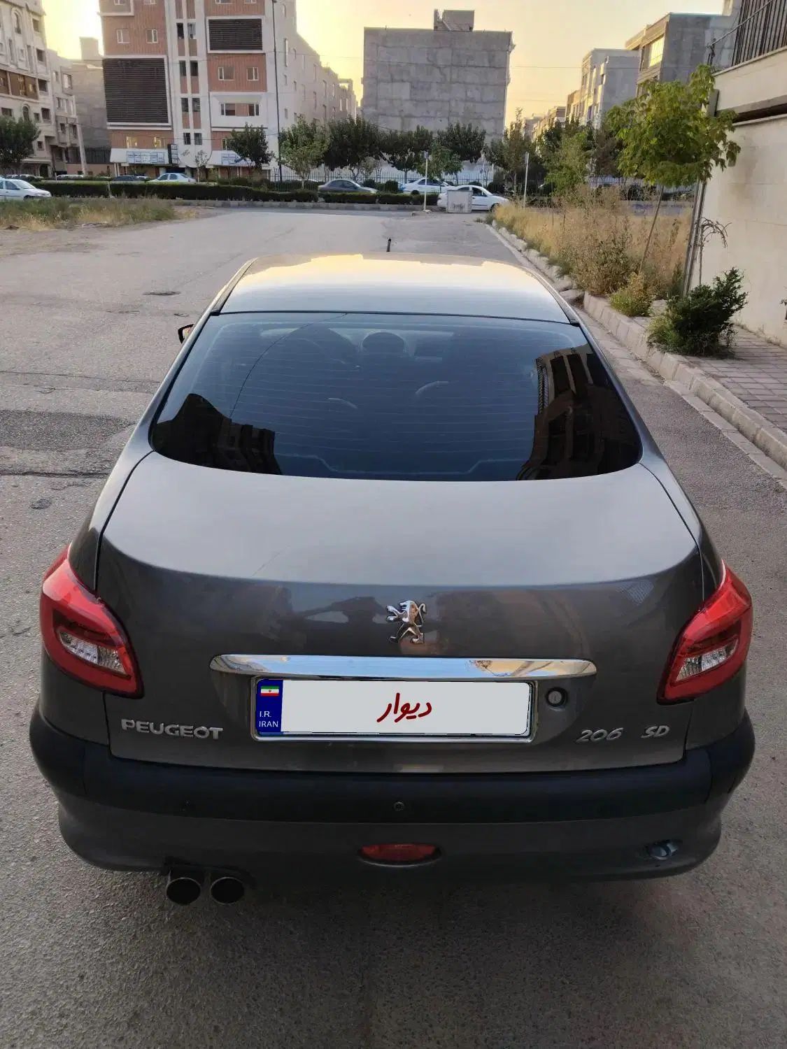 پژو ۲۰۶ صندوق دار v8 - 1393