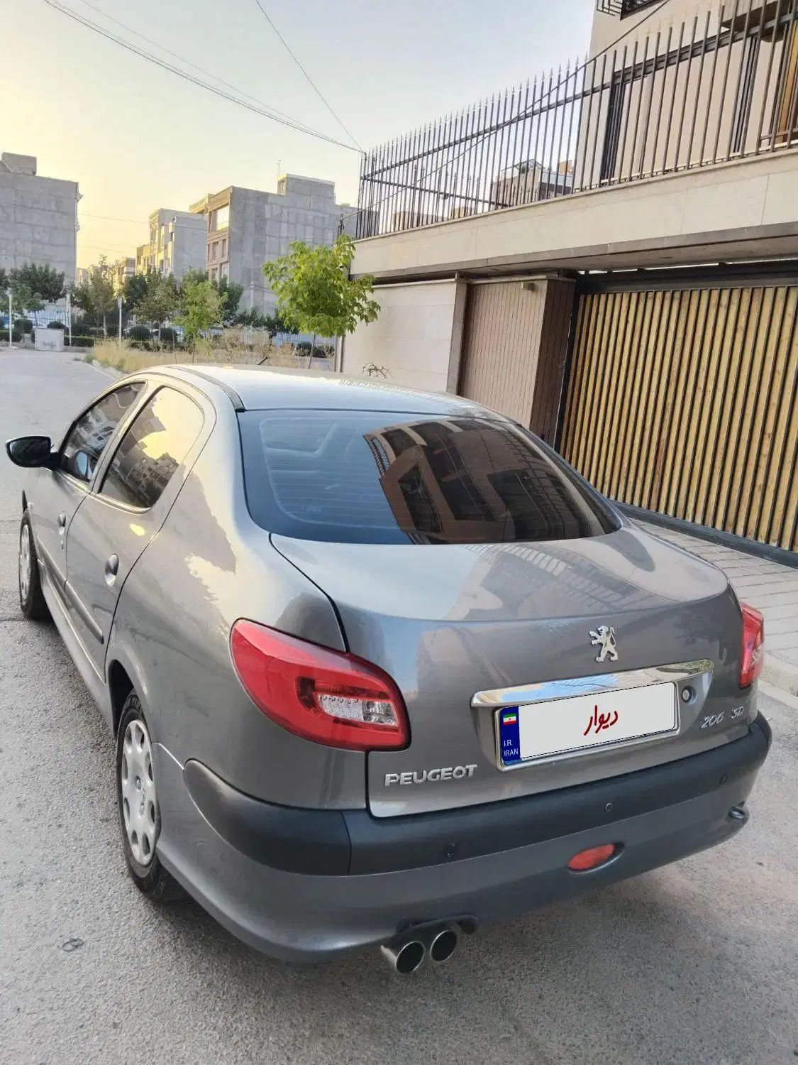 پژو ۲۰۶ صندوق دار v8 - 1393