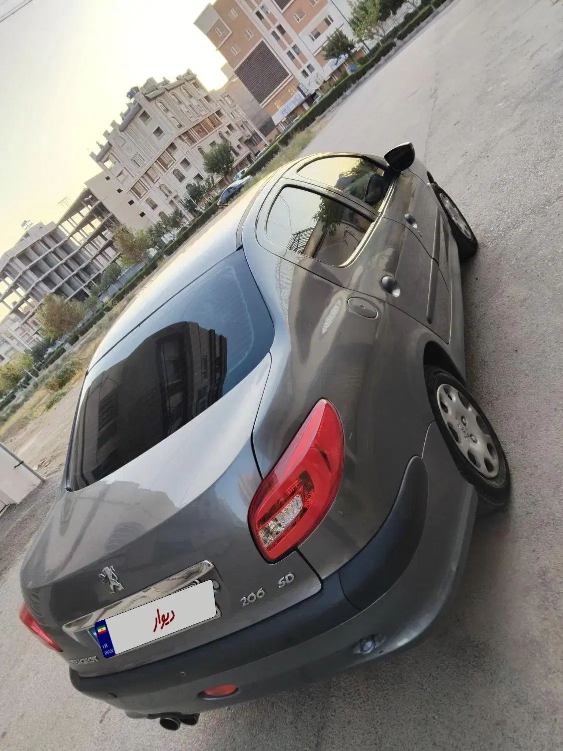 پژو ۲۰۶ صندوق دار v8 - 1393