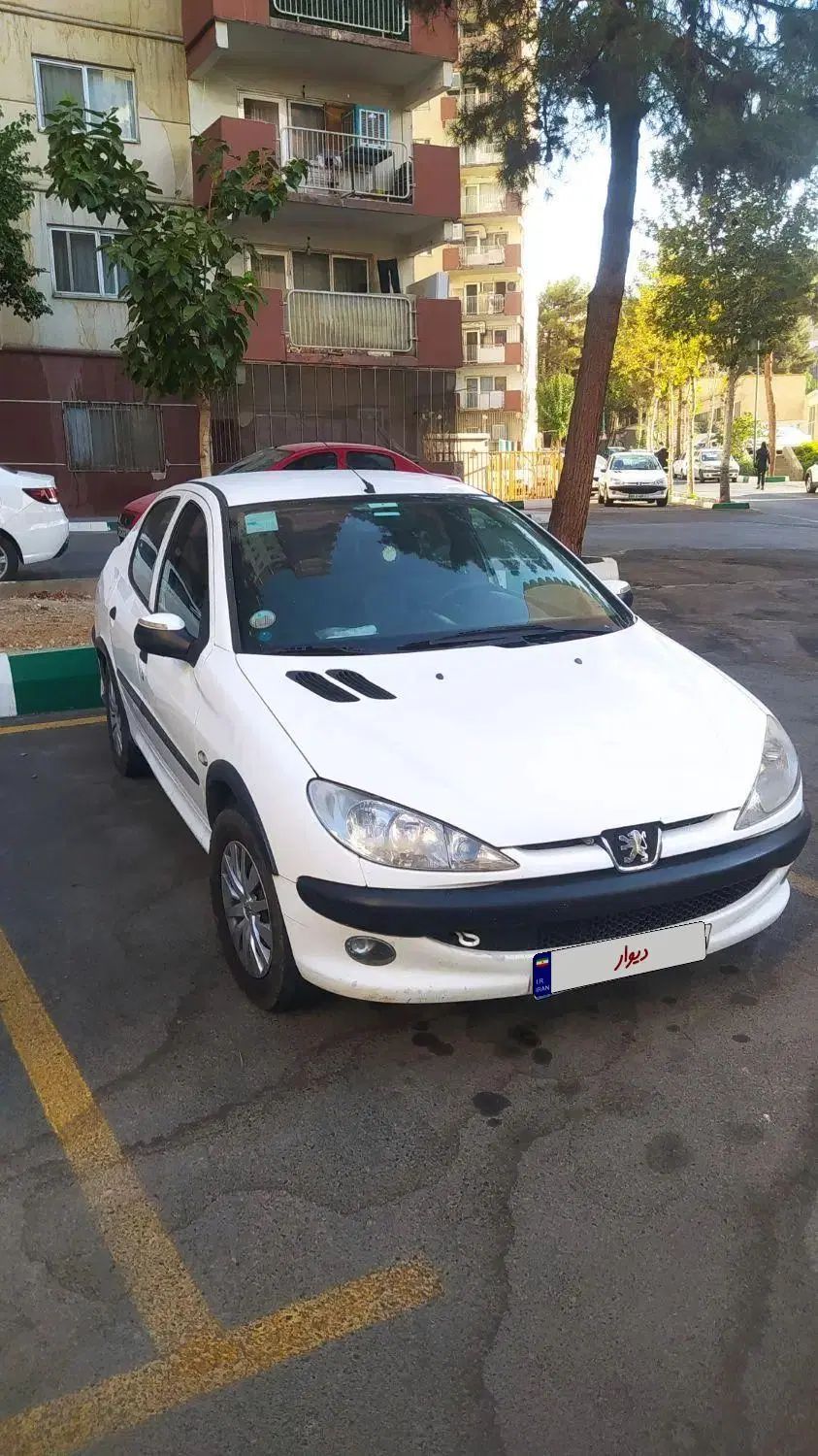 پژو ۲۰۶ صندوق دار v8 - 1394