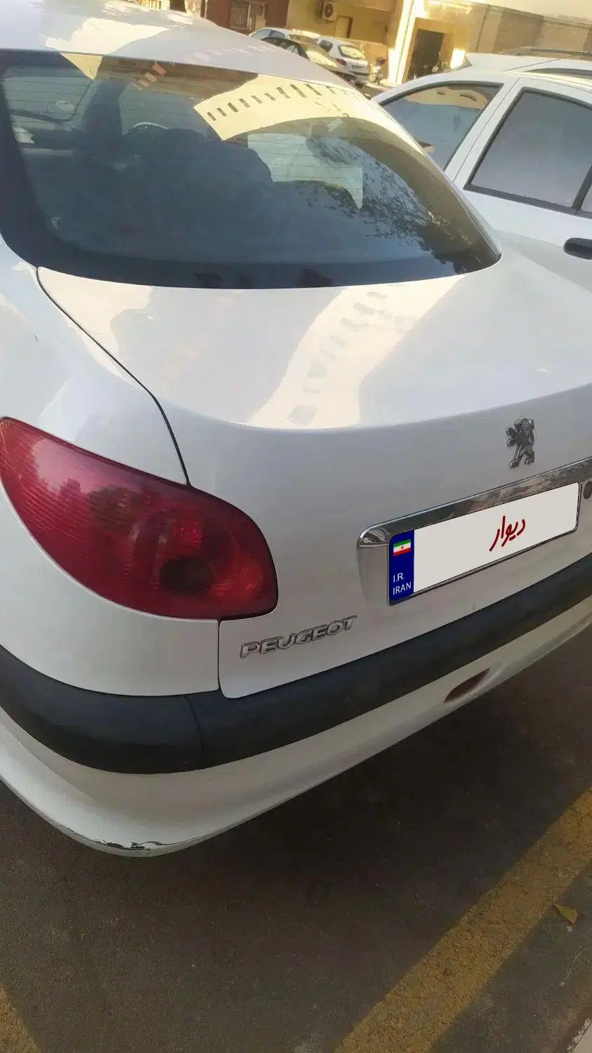 پژو ۲۰۶ صندوق دار v8 - 1394