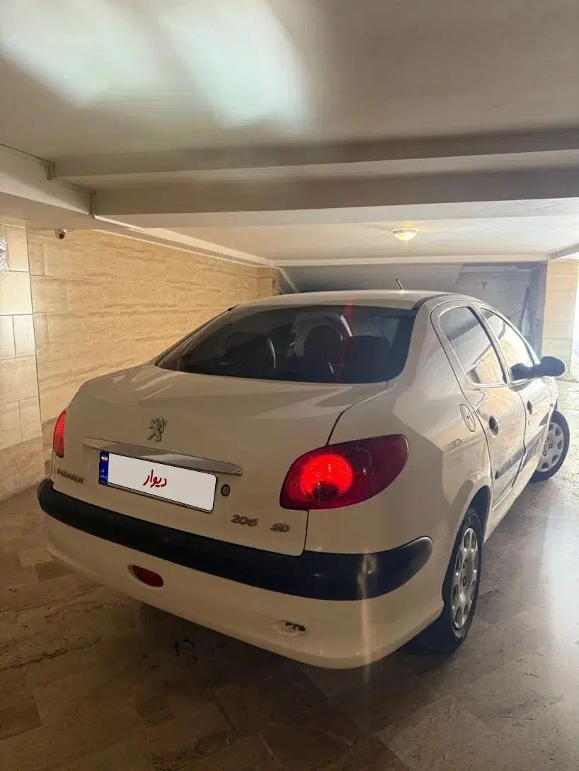 پژو ۲۰۶ صندوق دار v8 - 1395