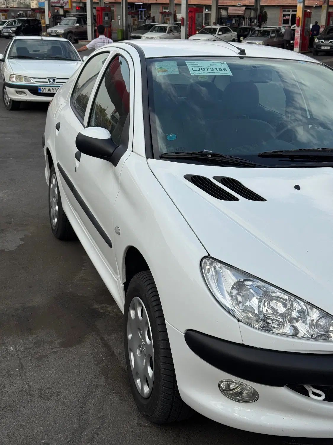 پژو ۲۰۶ صندوق دار v8 - 1399