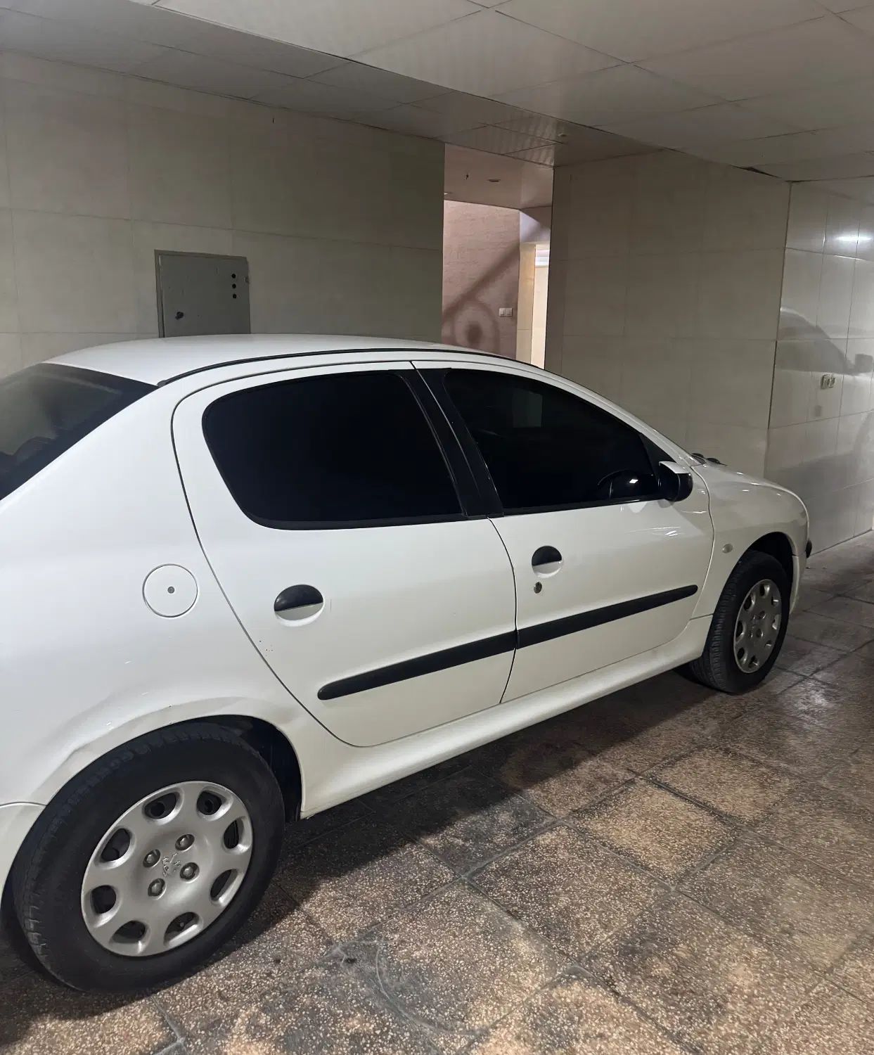 پژو ۲۰۶ صندوق دار v8 - 1390