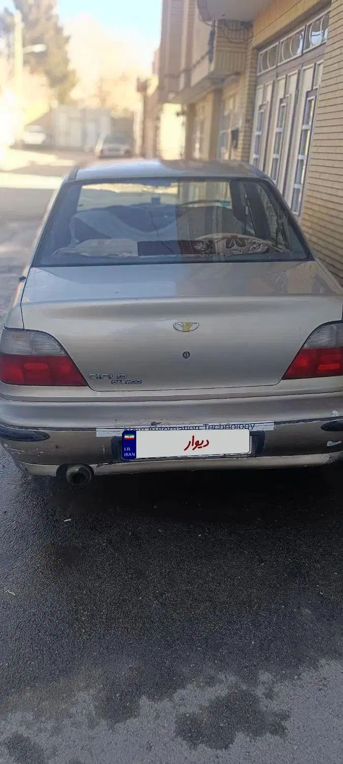 دوو سیلو سدان - 1381