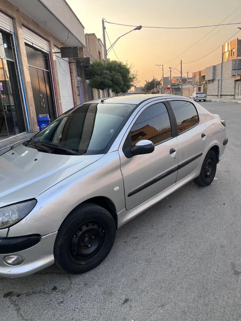 پژو ۲۰۶ صندوق دار v8 - 1386
