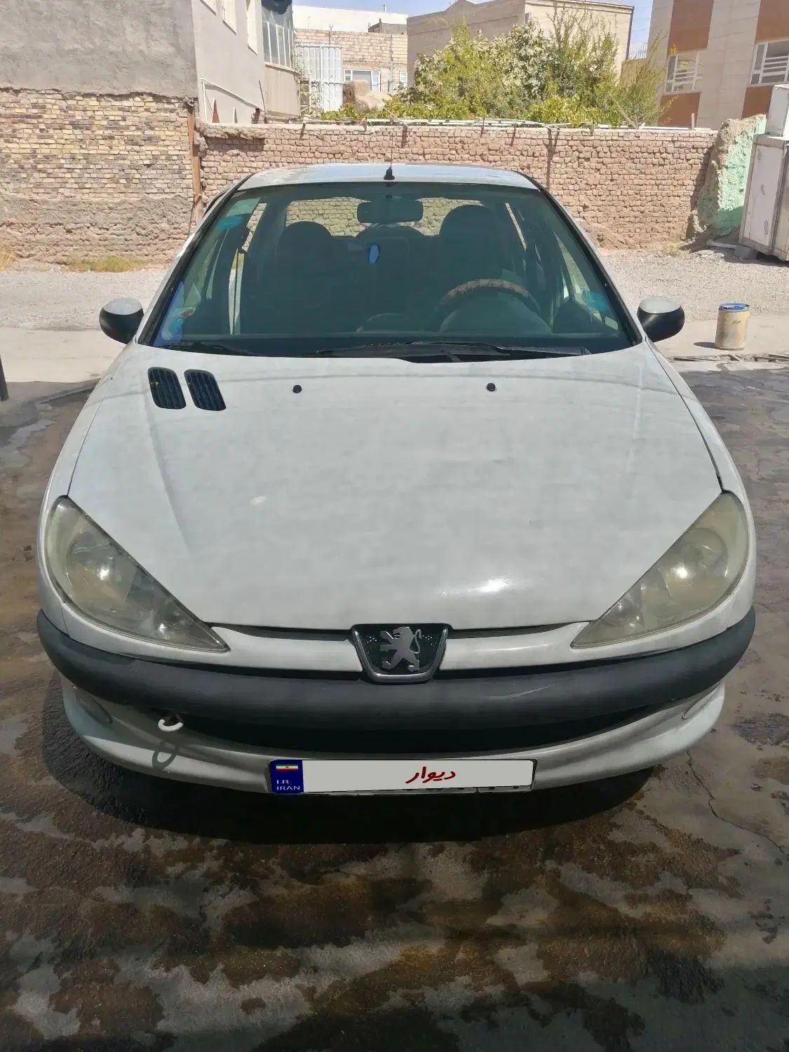 پژو ۲۰۶ صندوق دار v8 - 1392