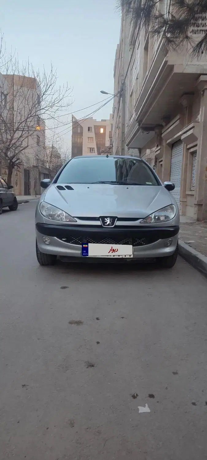 پژو ۲۰۶ صندوق دار v20 - 1389