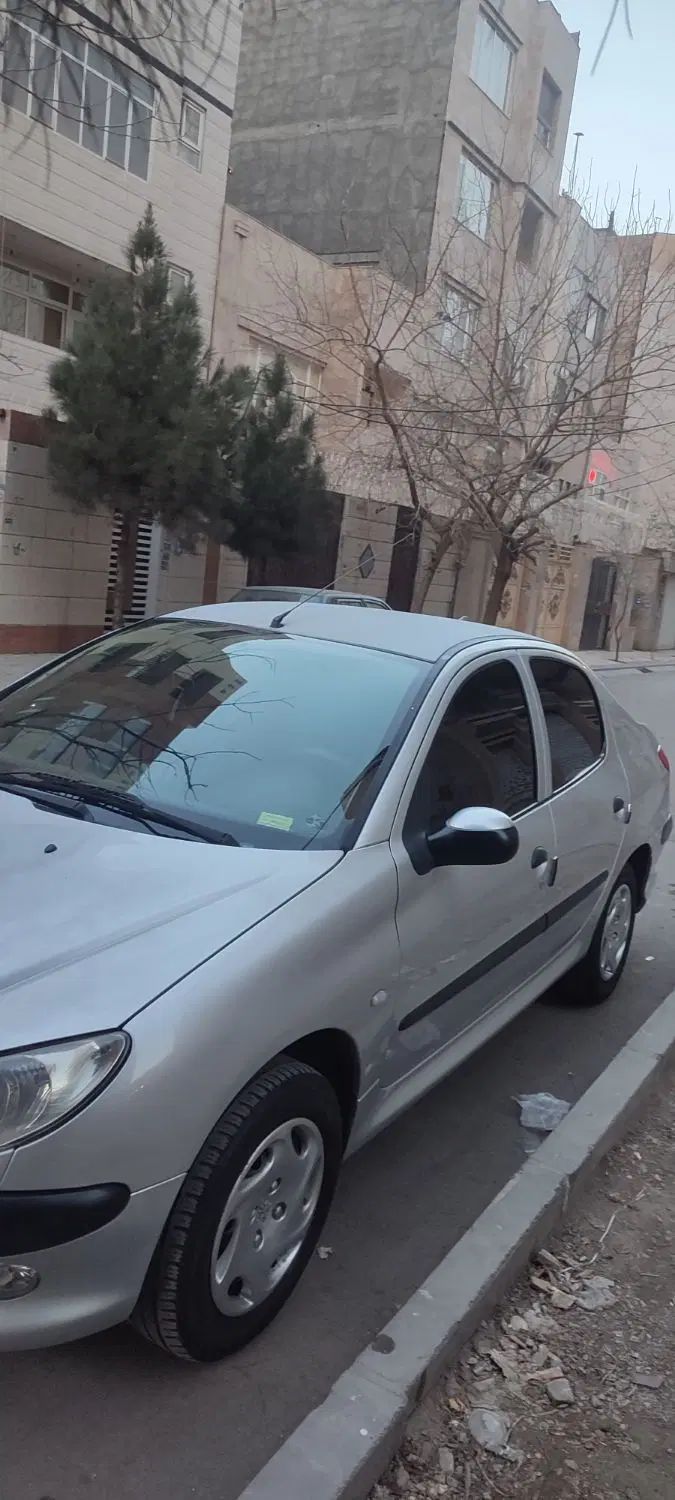 پژو ۲۰۶ صندوق دار v20 - 1389