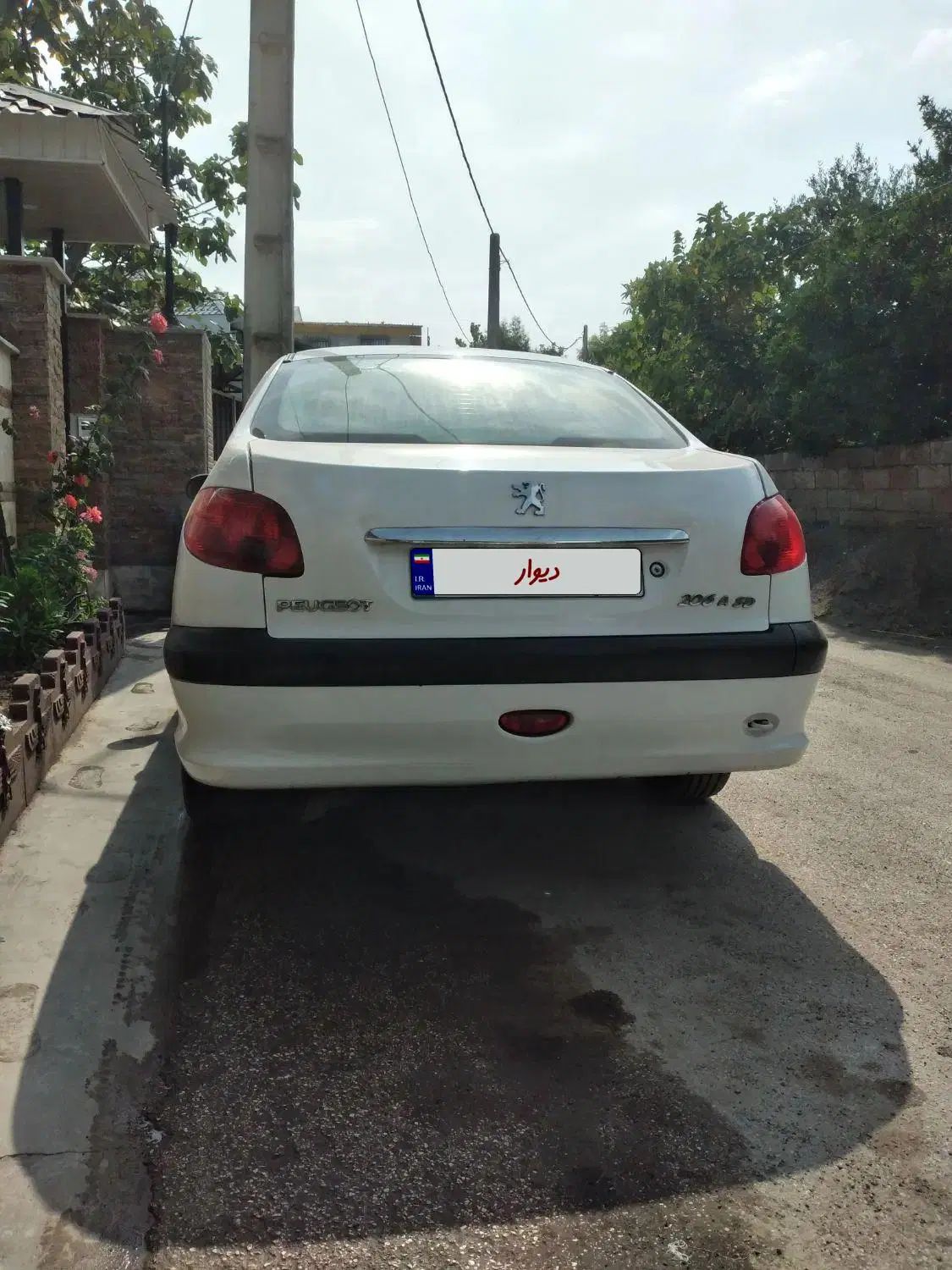 پژو ۲۰۶ صندوق دار v8 - 1389