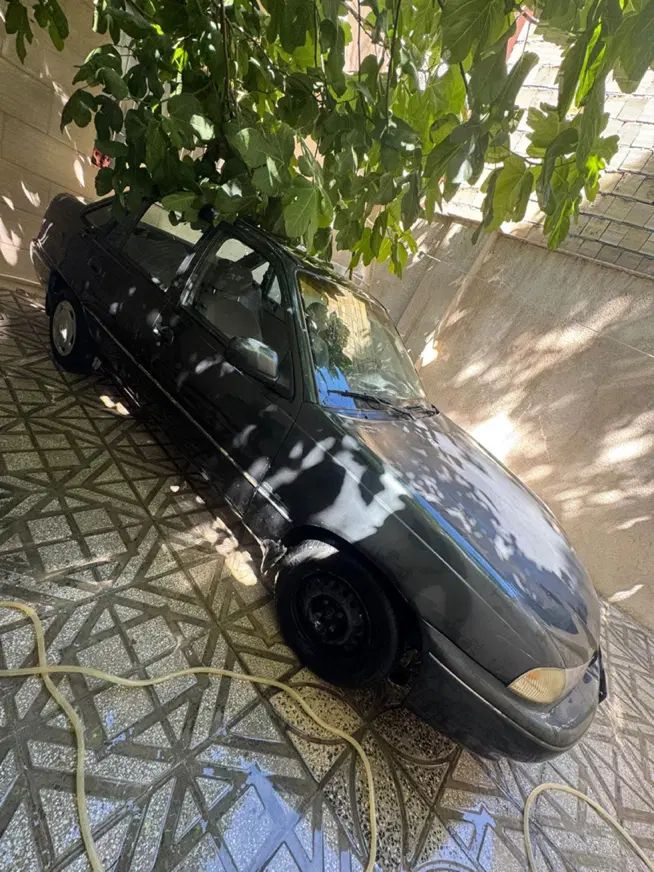 دوو سیلو سدان - 1378
