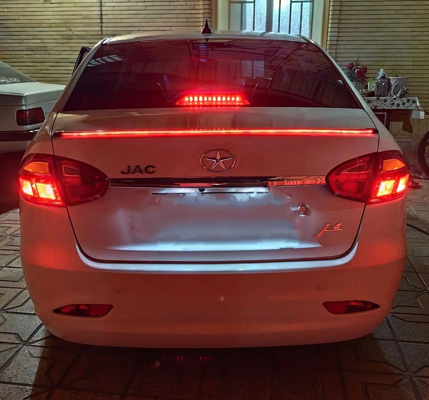 جک J4 اتوماتیک آپشنال - 1403
