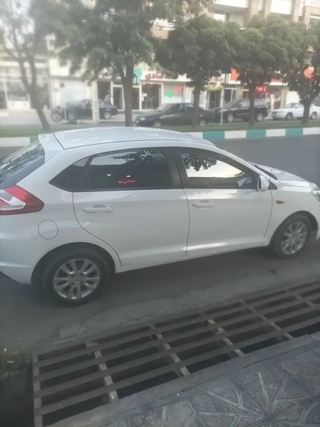 ام وی ام 315 هاچ بک اسپرت لاکچری - 1395