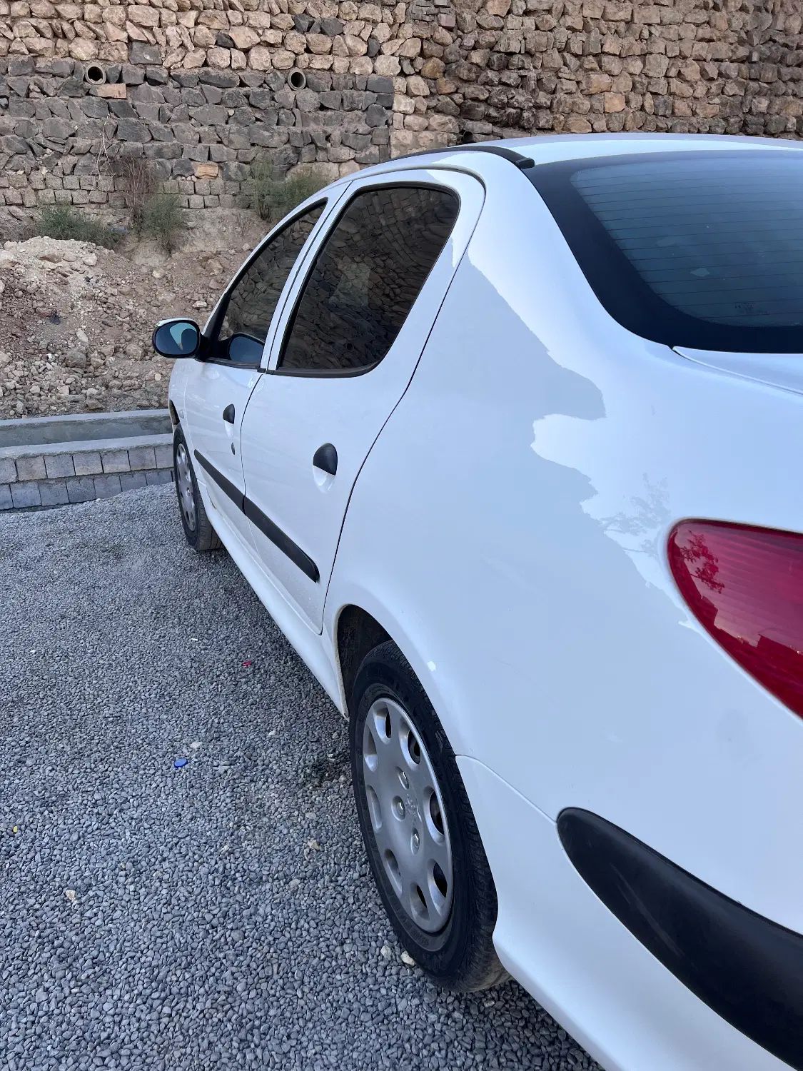 پژو ۲۰۶ صندوق دار v8 - 1396