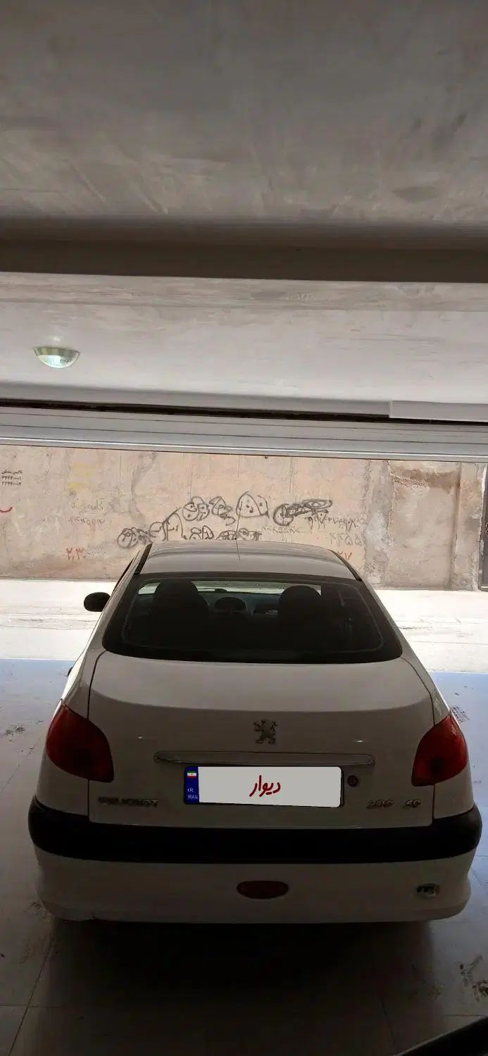 پژو ۲۰۶ صندوق دار v8 - 1397