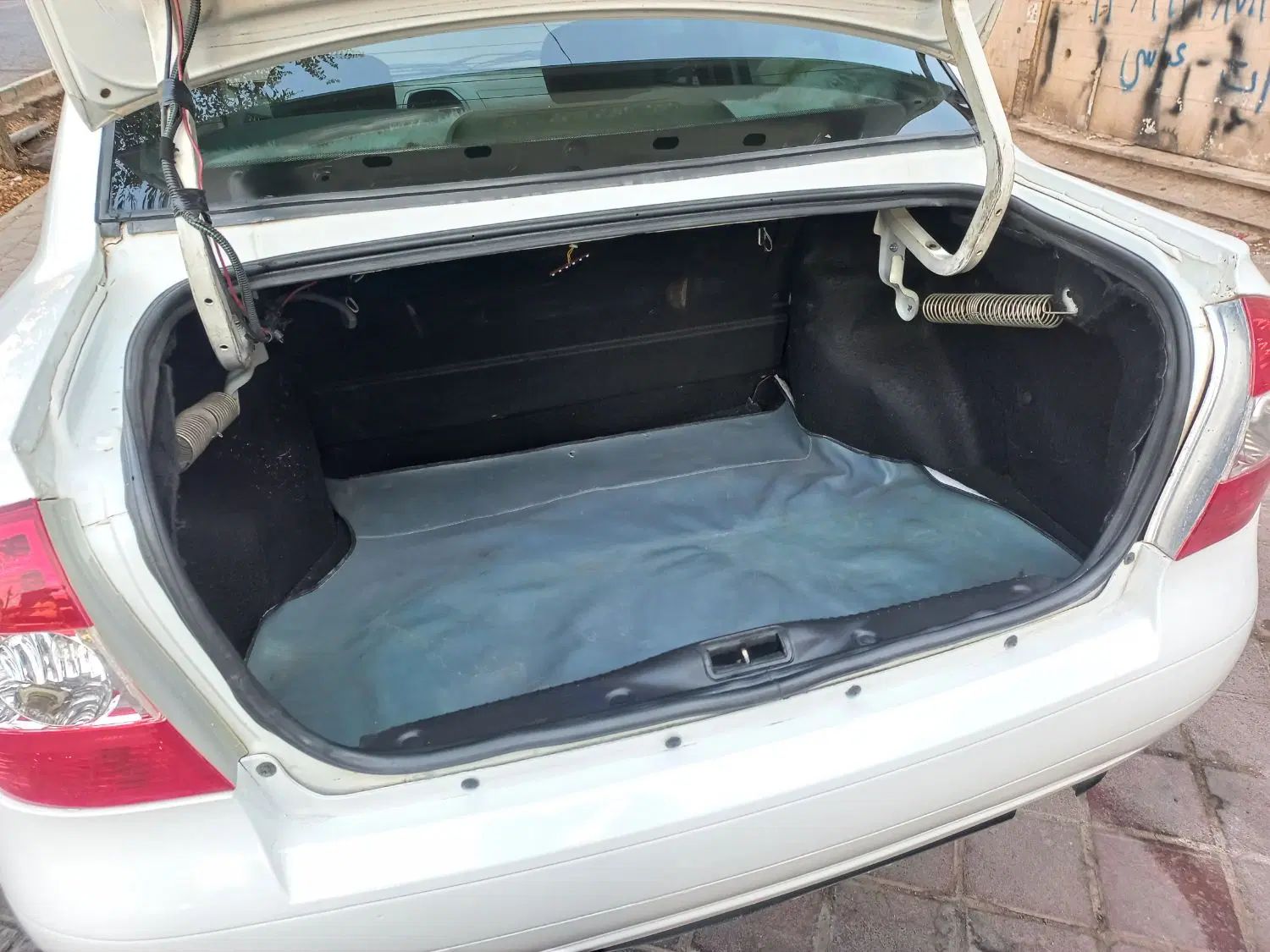 تیبا صندوق دار EX - 1393