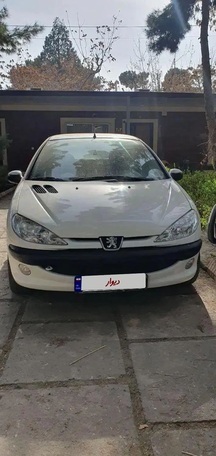 پژو ۲۰۶ صندوق دار v8 - 1388