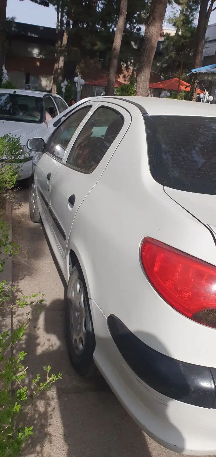 پژو ۲۰۶ صندوق دار v8 - 1388