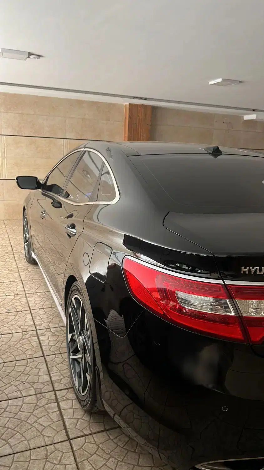 هیوندای آزرا (گرنجور) 3000cc - 2013