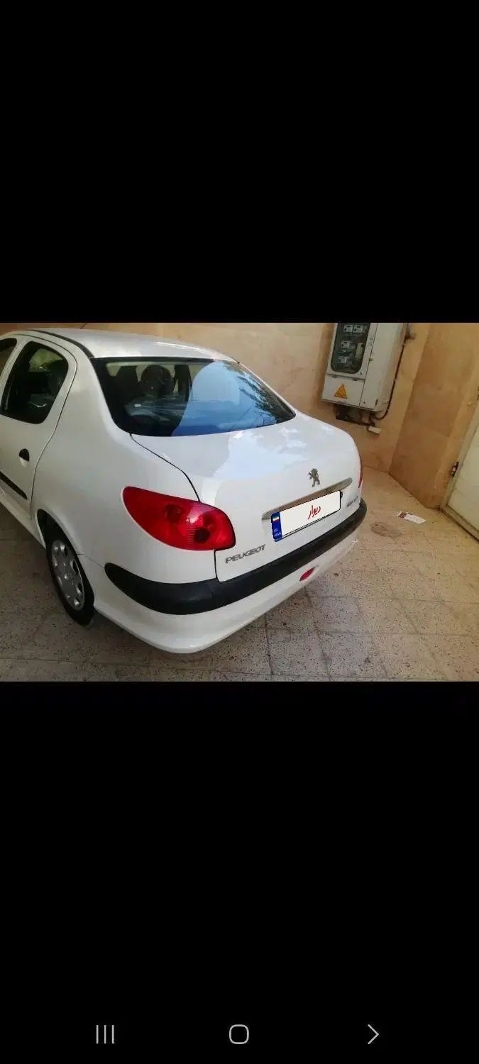 پژو ۲۰۶ صندوق دار v8 - 1396