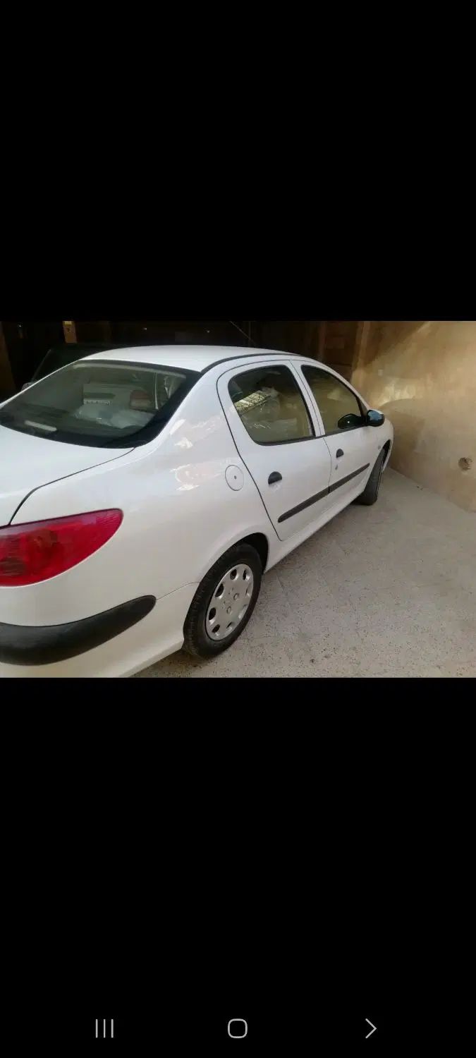 پژو ۲۰۶ صندوق دار v8 - 1396