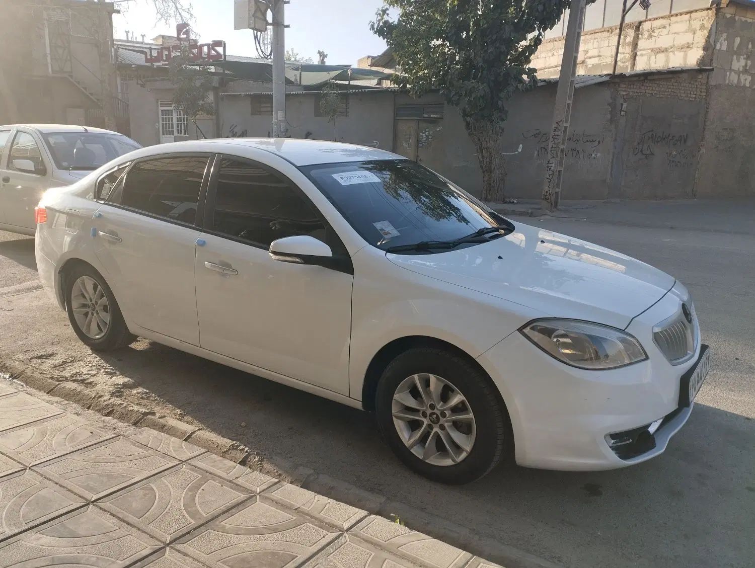 برلیانس H330 دنده‌ای 1500 - 1396