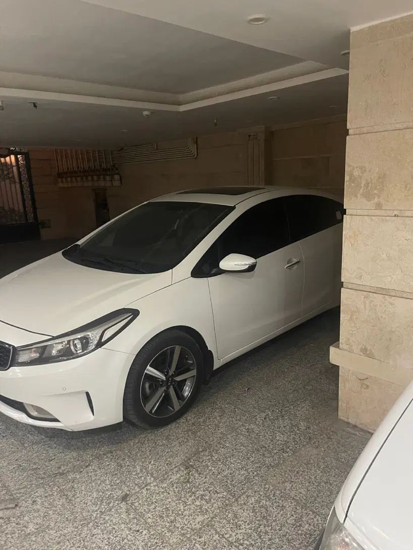 کیا سراتو 2.0 لیتر اتوماتیک GT لاین - 2018