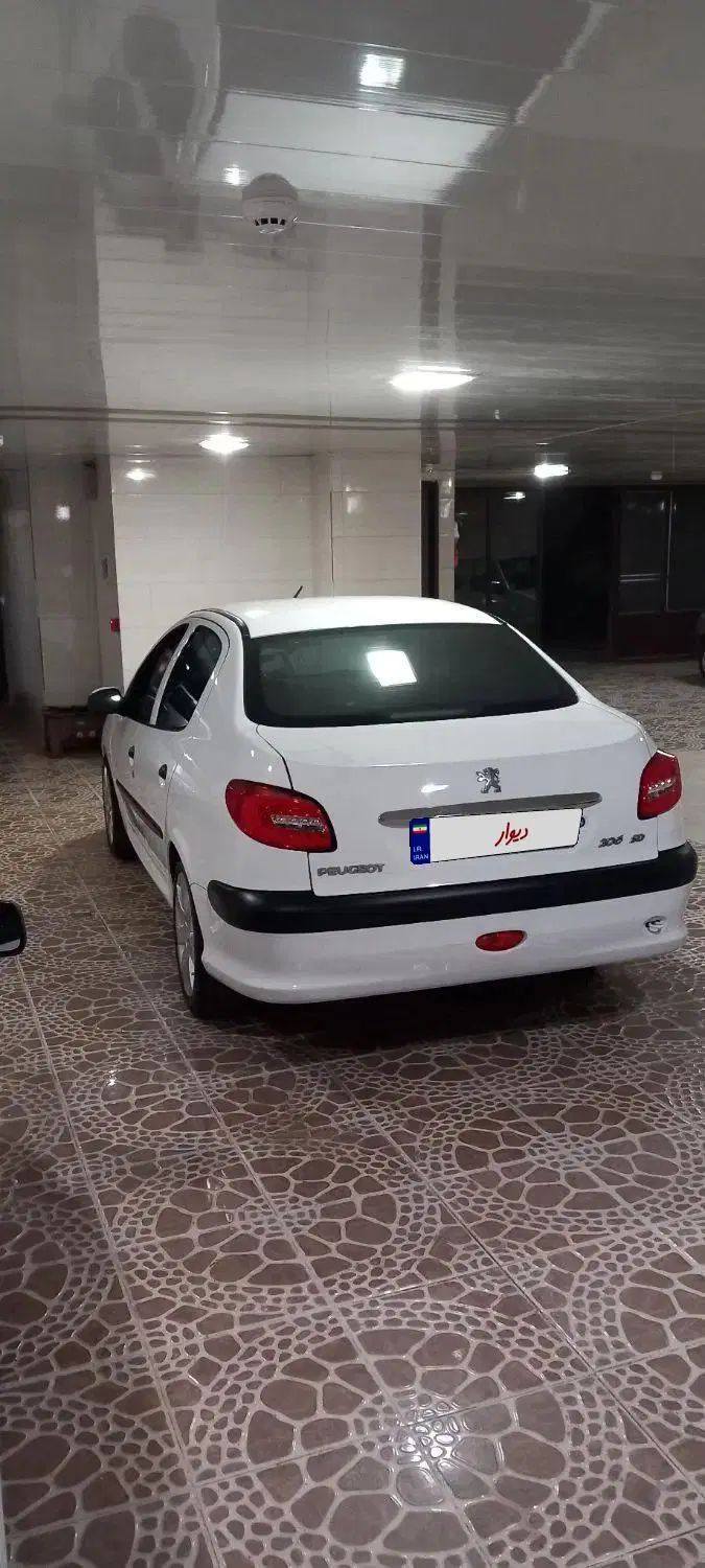 پژو ۲۰۶ صندوق دار v8 - 1390