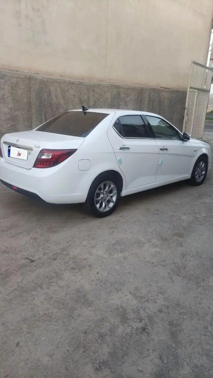 دنا پلاس توربو اتوماتیک - 1402