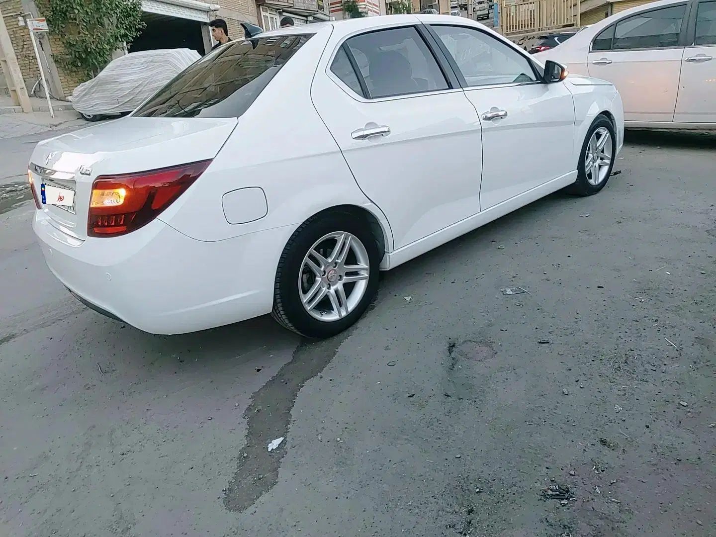 دنا پلاس تیپ ۲ سانروف ۴ ایربگ - 1401