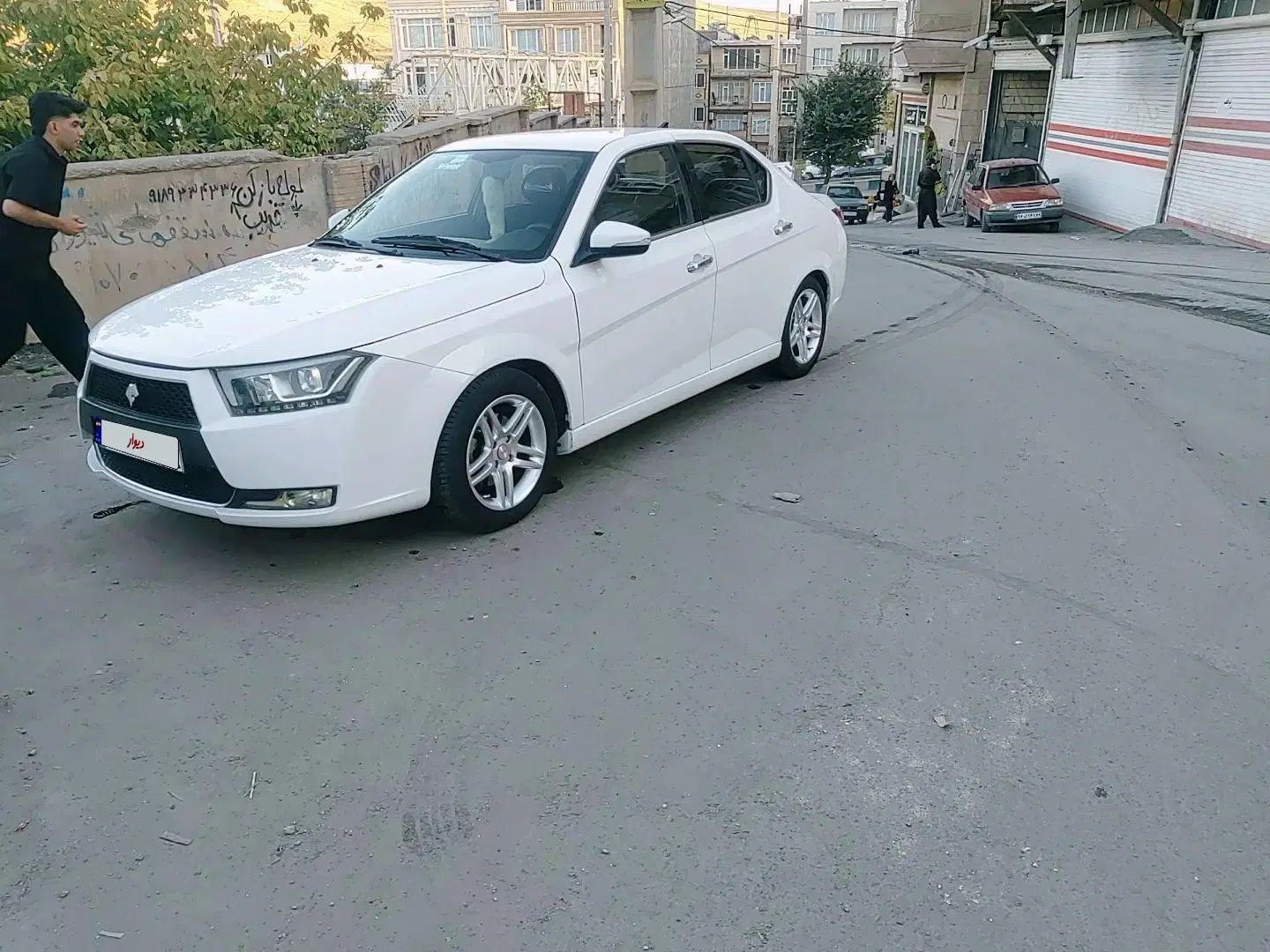 دنا پلاس تیپ ۲ سانروف ۴ ایربگ - 1401