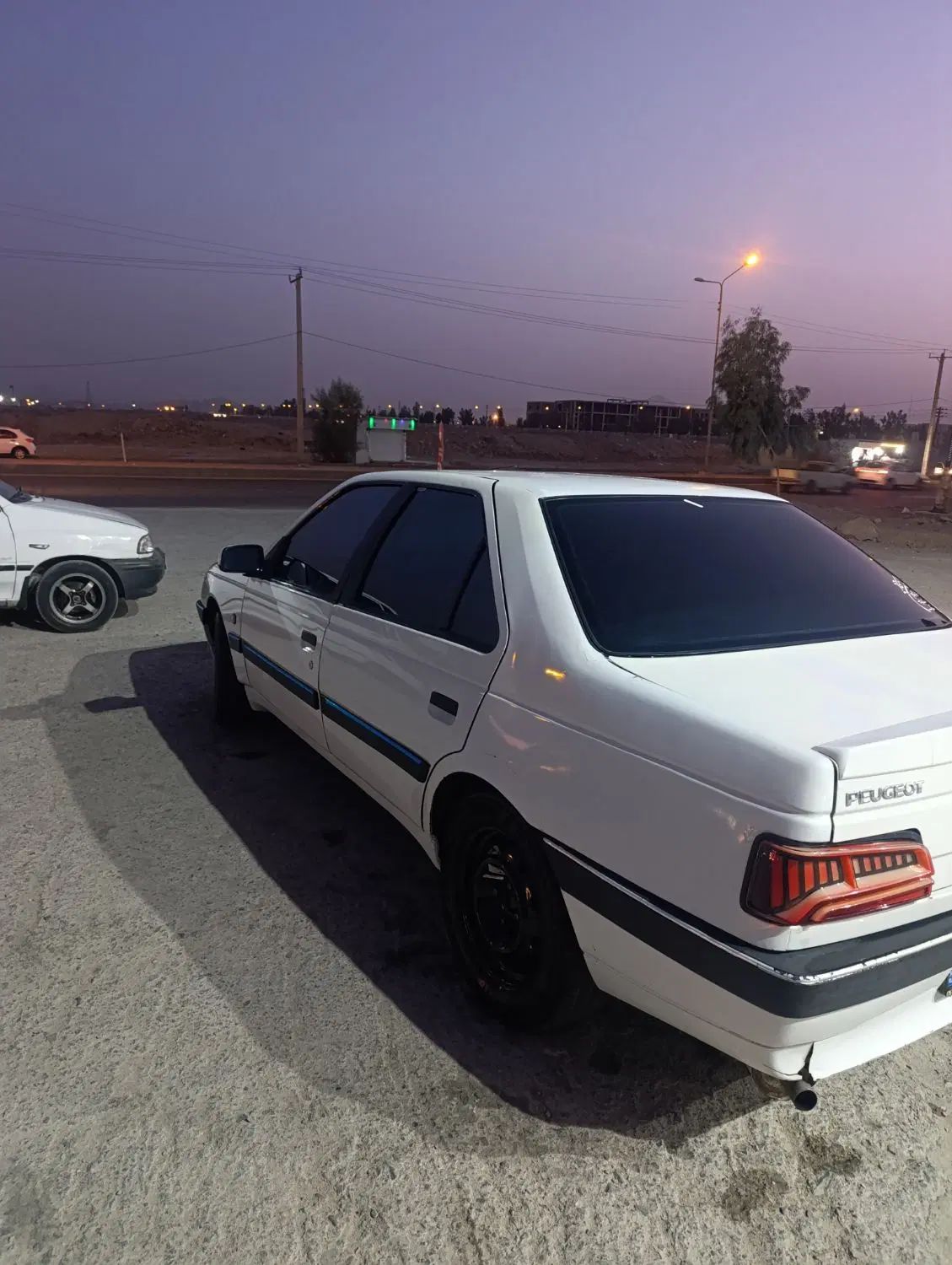 پژو 405 SLX بنزینی  XU7 - 1388