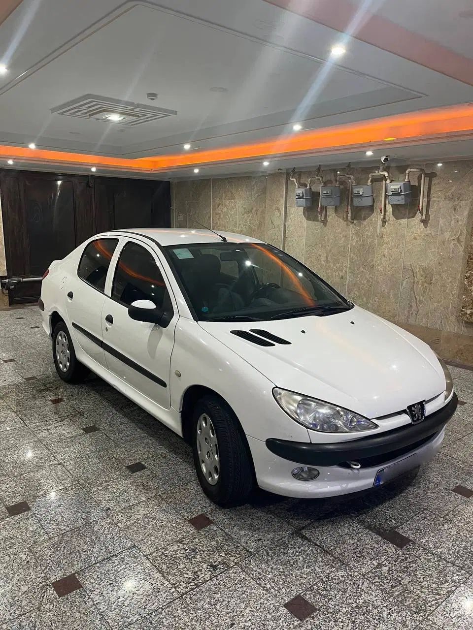 پژو ۲۰۶ صندوق دار v8 - 1395