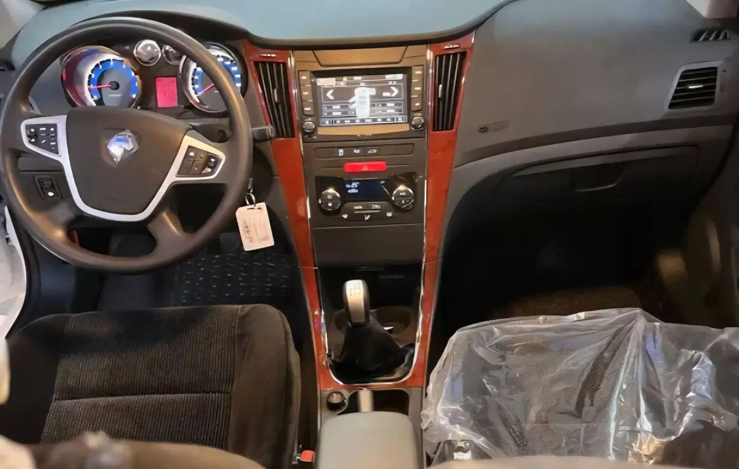 دنا پلاس ۵ دنده EF7 - 1404