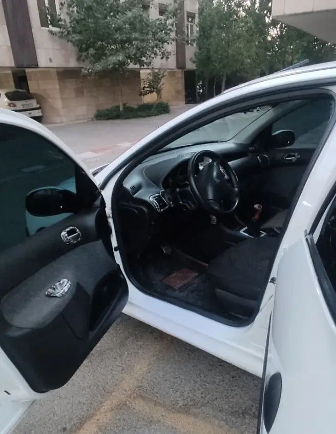 پژو ۲۰۶ صندوق دار v20 - 1389