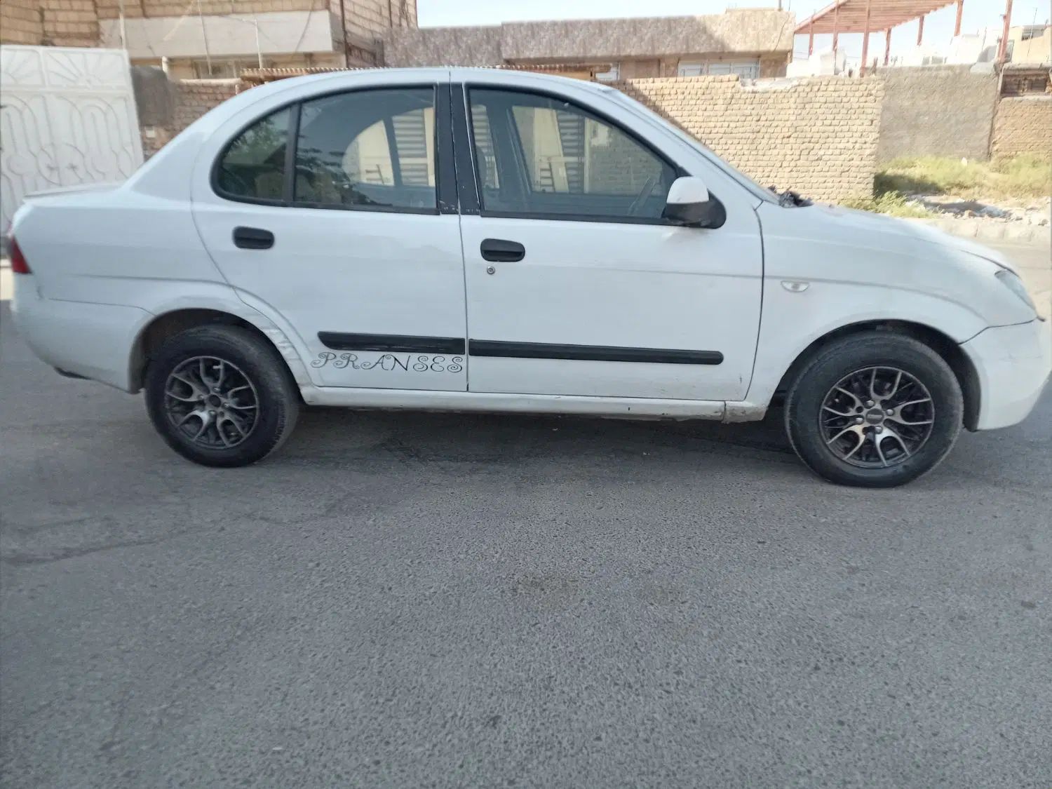 تیبا صندوق دار SX - 1390