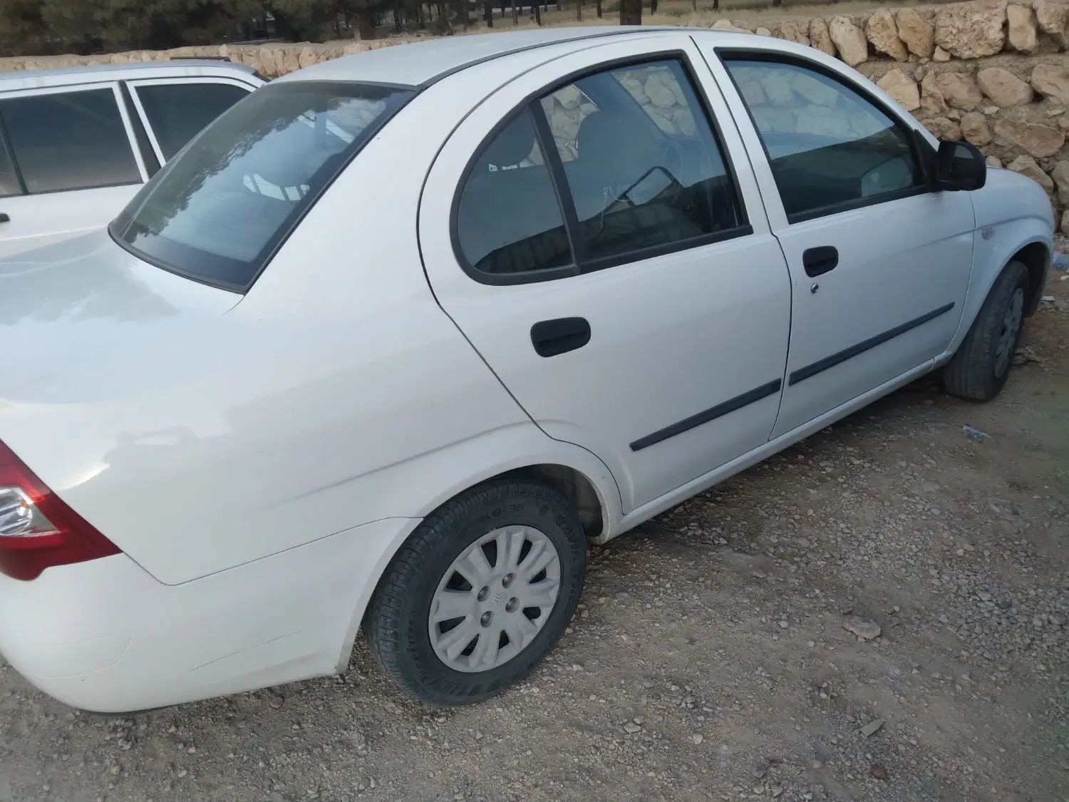 تیبا صندوق دار SX - 1400