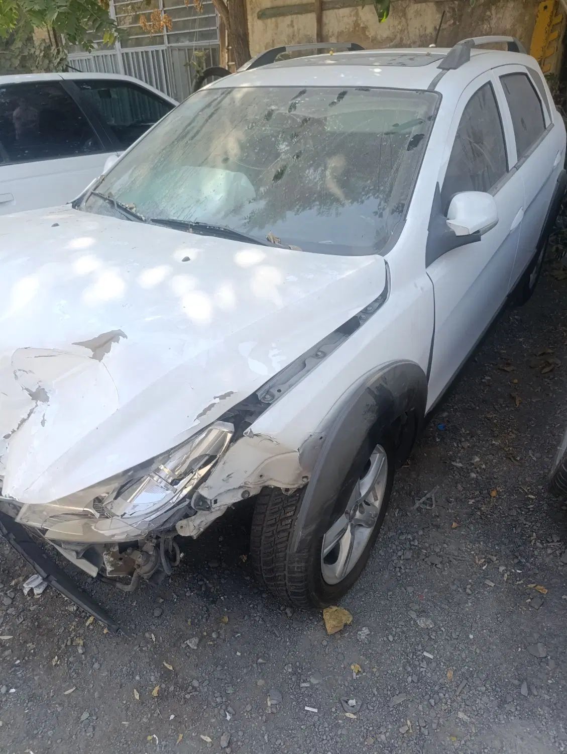 خودرو دانگ فنگ، H30 کراس آگهی ann_20418623