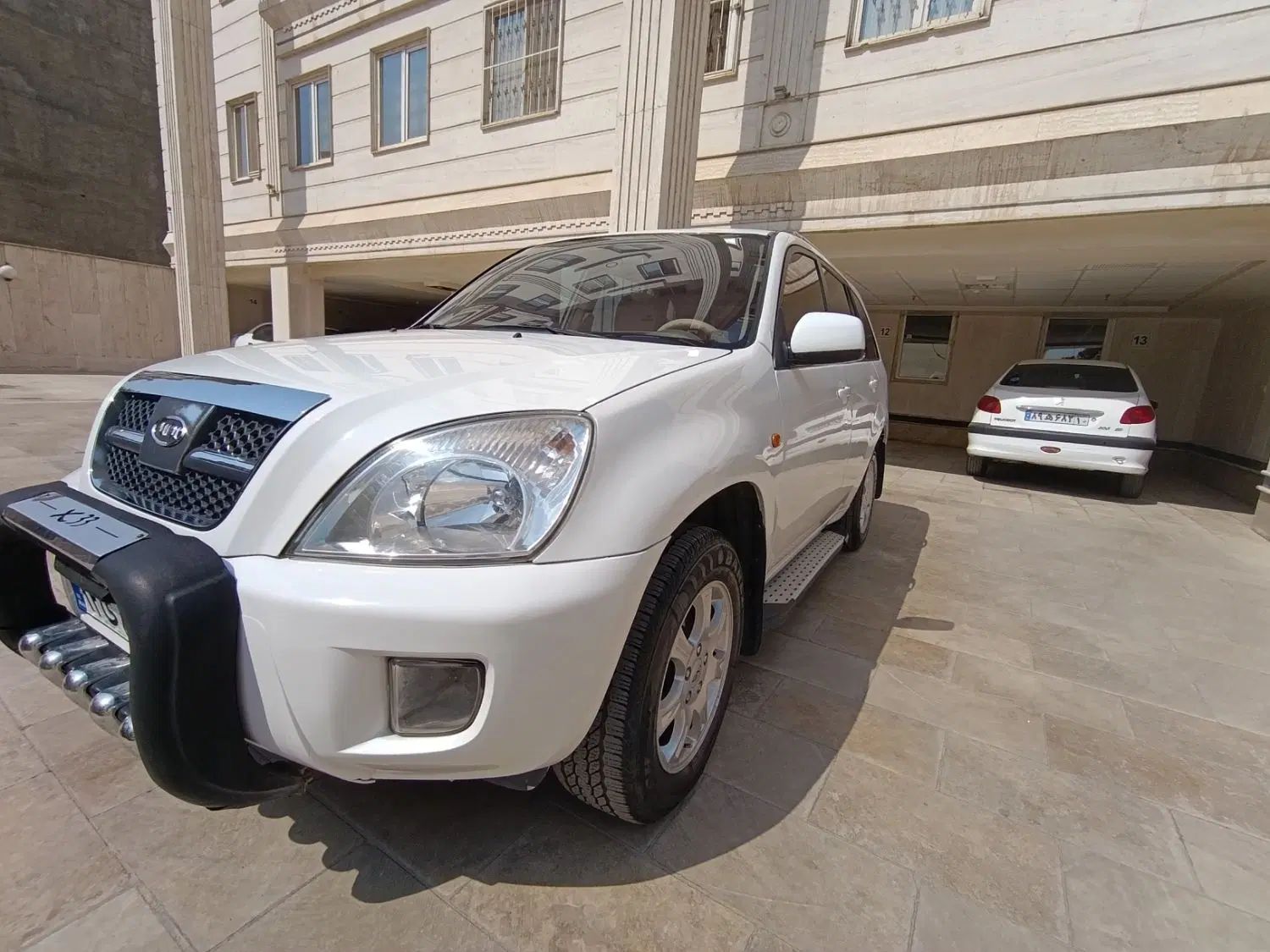 ام وی ام X33 دنده‌ای ساده - 1390