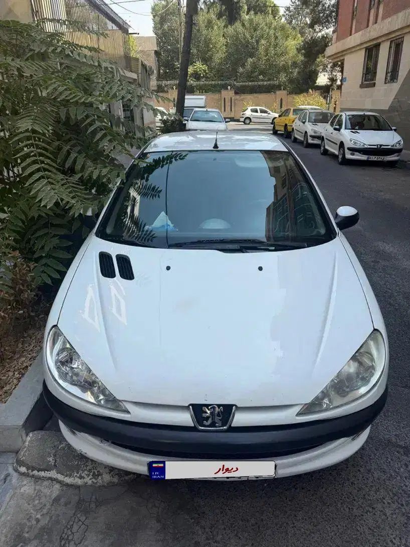 پژو ۲۰۶ صندوق دار v8 - 1390
