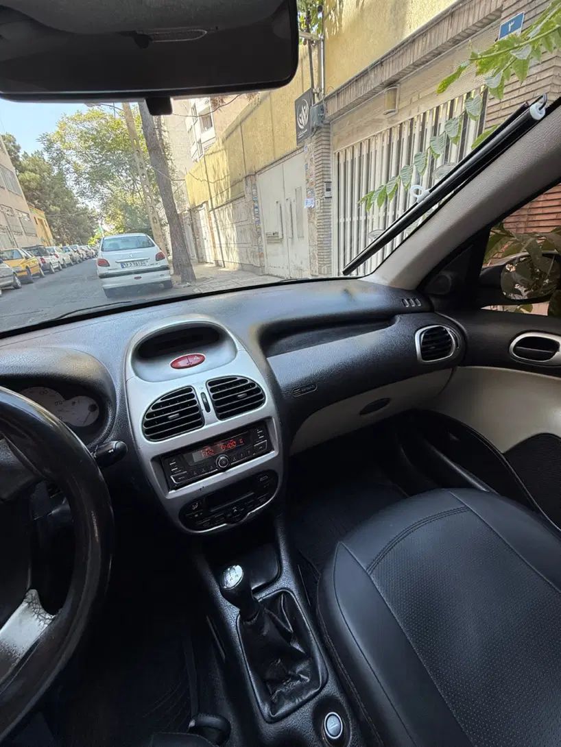 پژو ۲۰۶ صندوق دار v8 - 1390