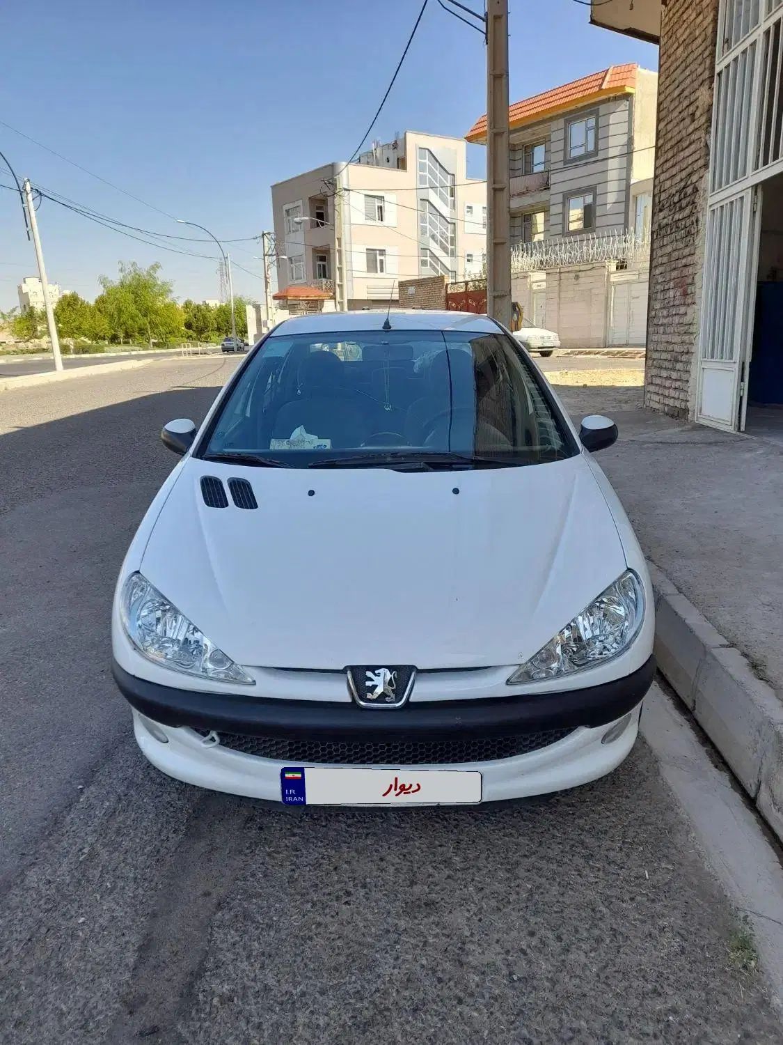 پژو ۲۰۶ صندوق دار v8 - 1394