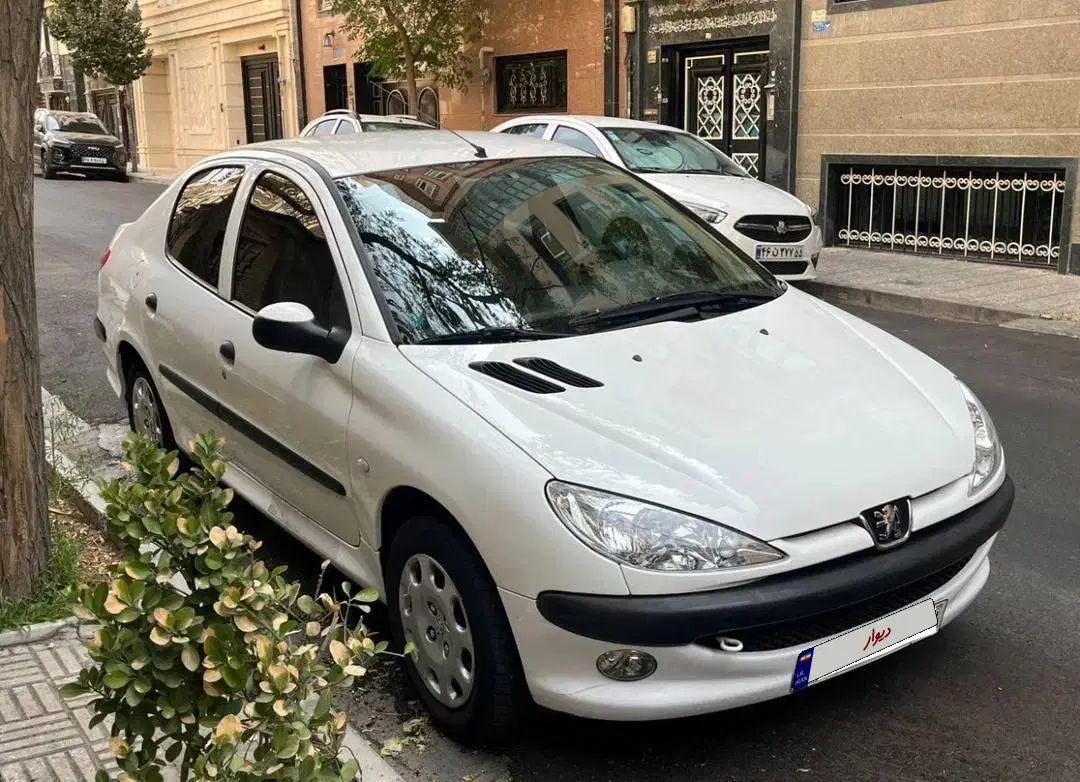 پژو ۲۰۶ صندوق دار v8 - 1399